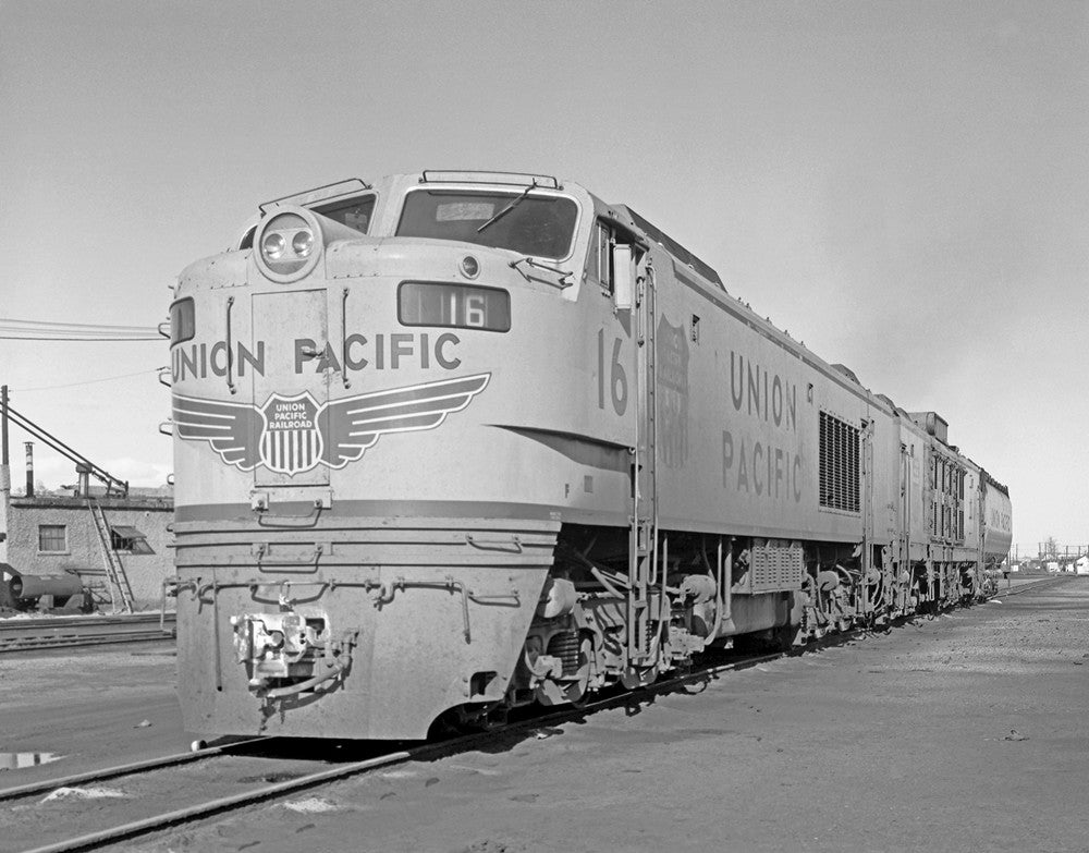 1968 Union Pacific #16 North Platte NE 13 x 19 Reproduction Railroad Poster